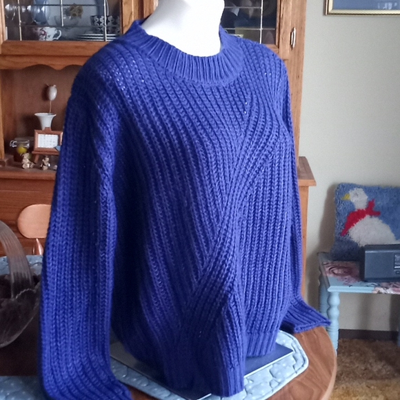 Miroh Knit Sweater - Picture 2 of 6